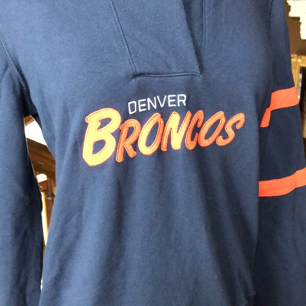 Nike Denver Bronco hoodie - Picture 2 of 8